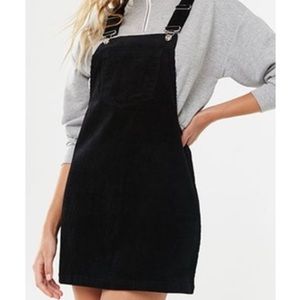 Forever 21 Black Overall denim dress! Tag still on